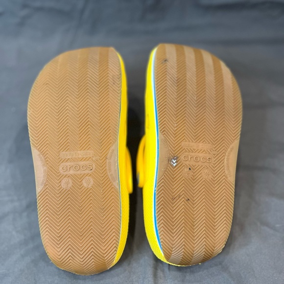 Crocs yellow sneaker style size 7 women’s. 5 men’s. - Picture 5 of 7